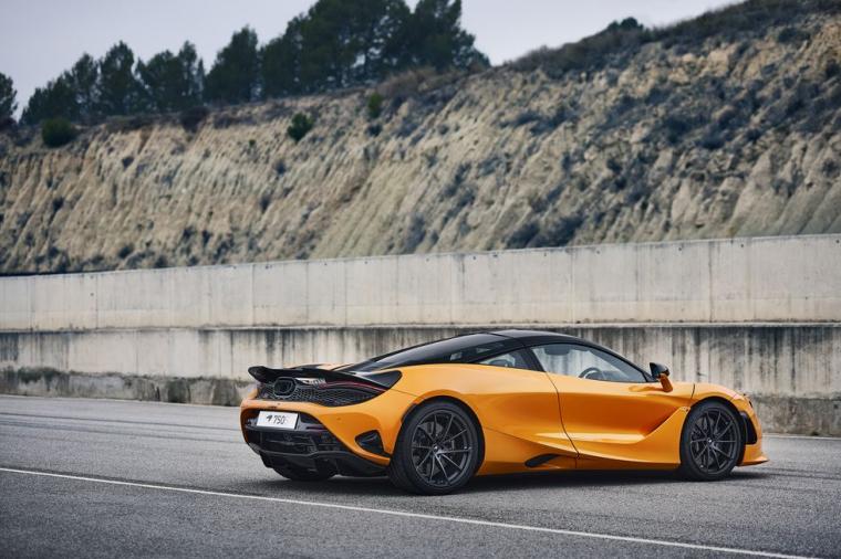 2024 McLaren 750S