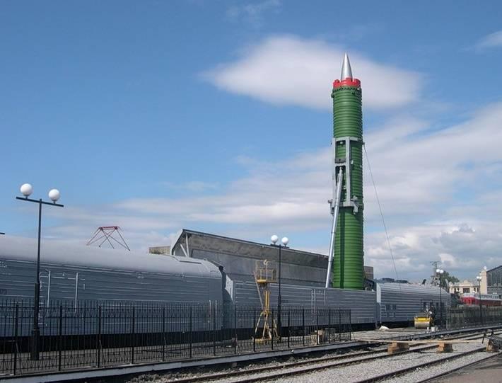 Barguzin BZhRK (RS-27) 