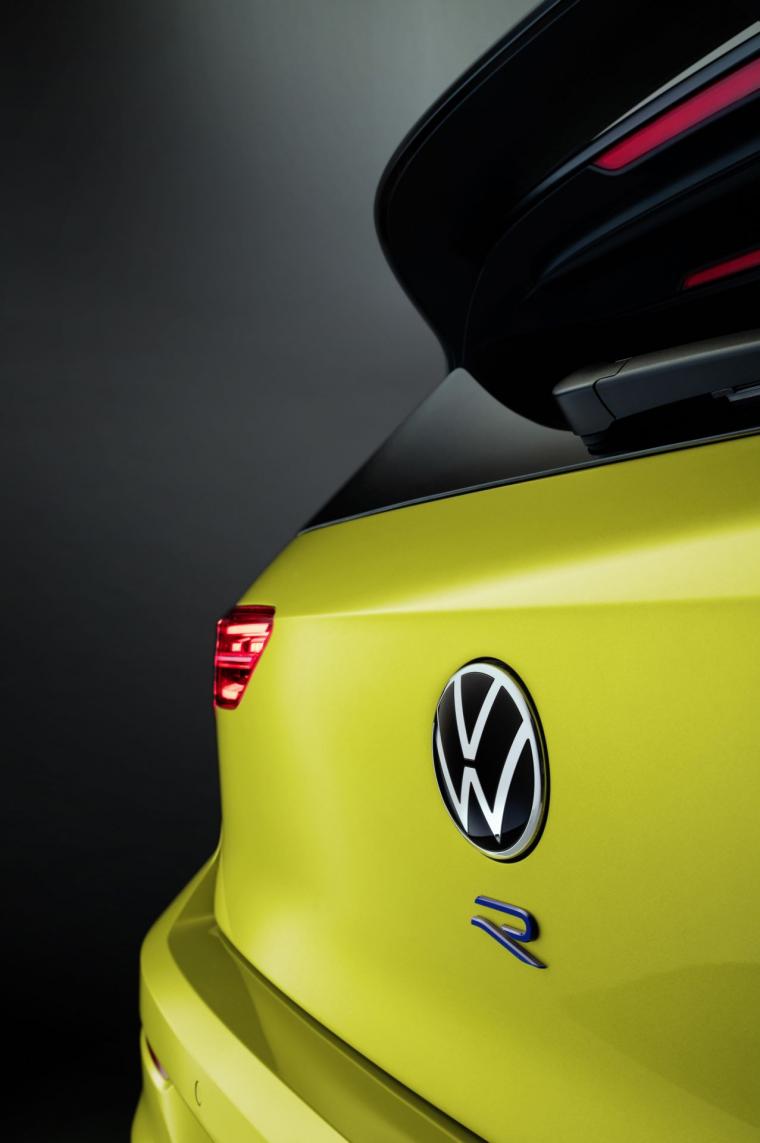 Golf R 333