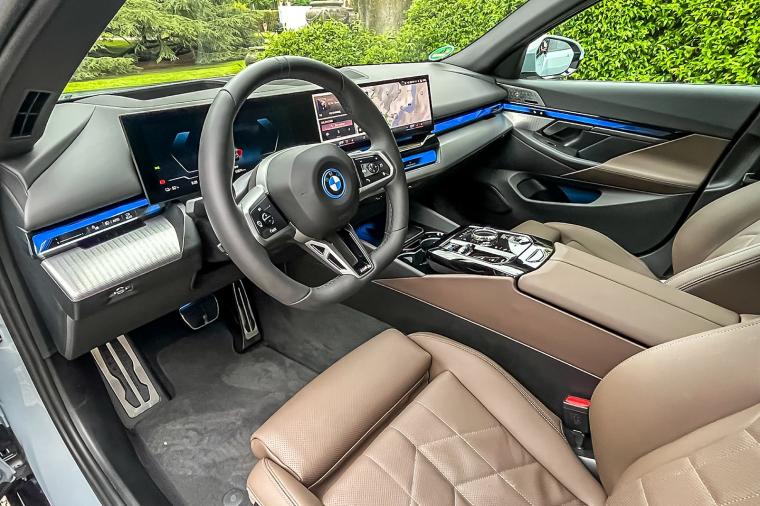 BMW i5