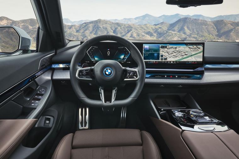 BMW i5
