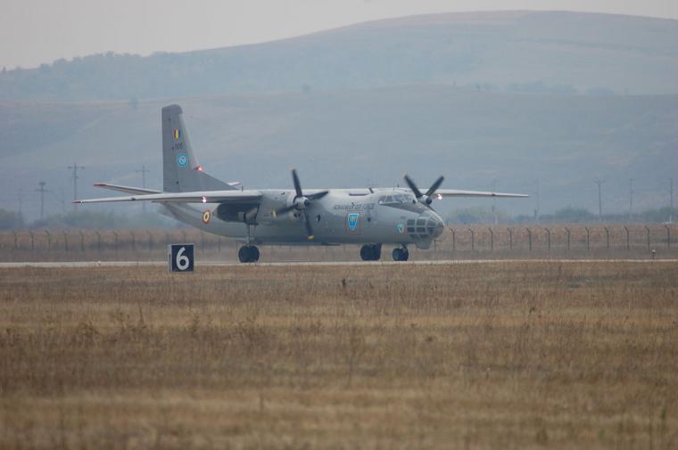 An-30 