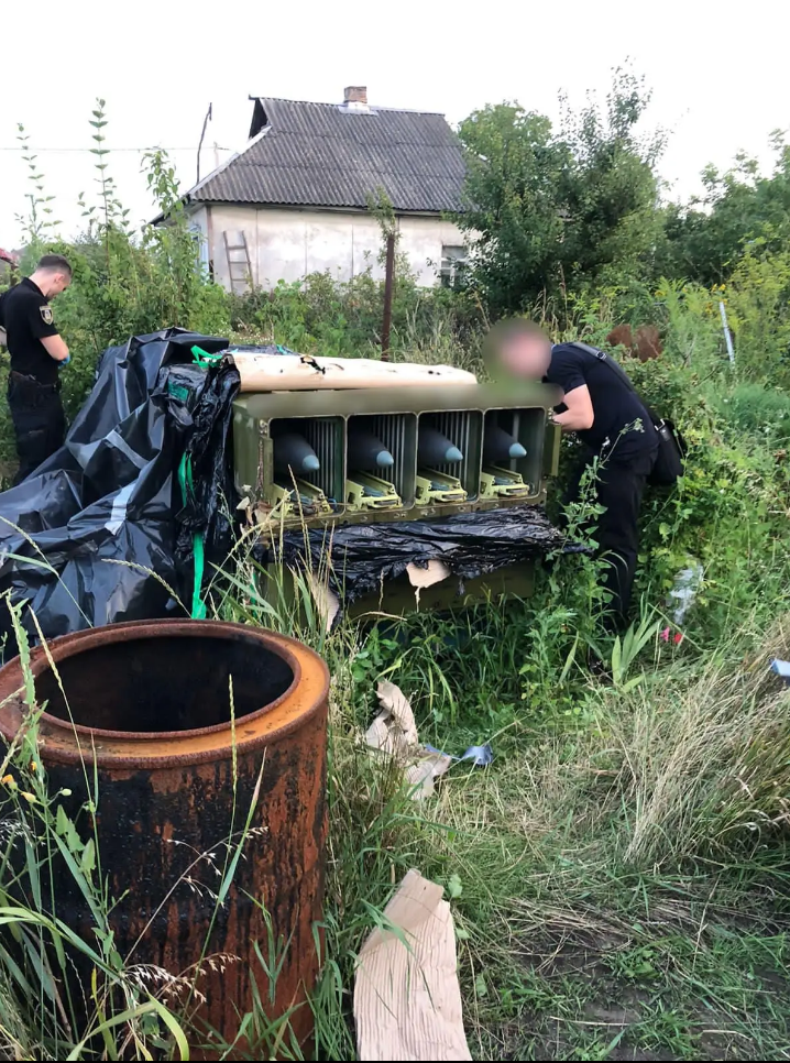 πύραυλοι αεράμυνας Tor βρέθηκαν σε γκαράζ του Κιέβου