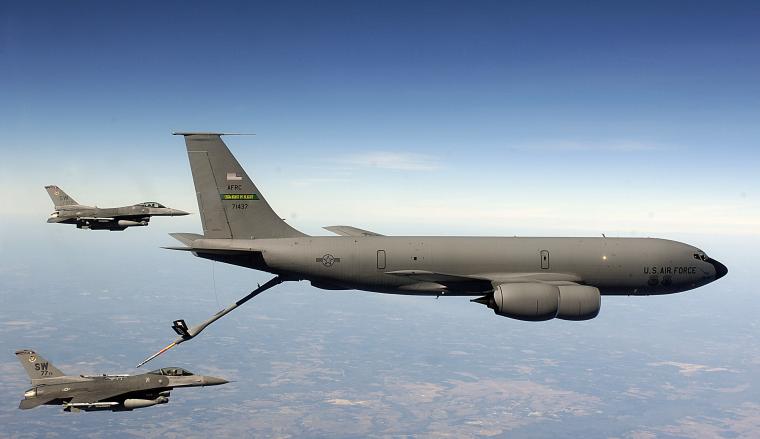 KC-135 Stratotanker