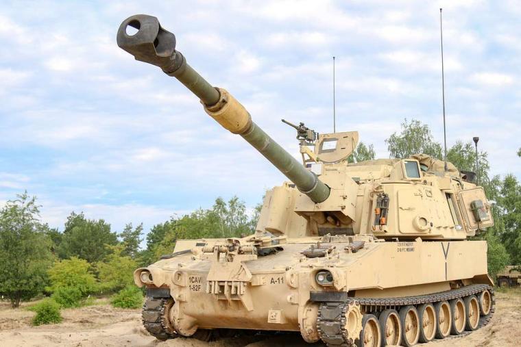 M109A6 Paladin 
