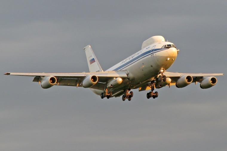 Il-80