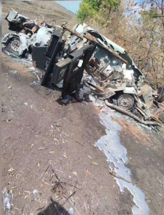κατεστραμμένο ουκρανικό Humvee