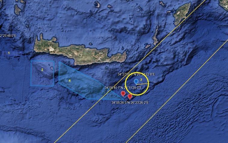 Υπόμνημα χάρτη Περιοχή 1: Χώρος άσκησης «Μέδουσα 13» (γαλάζιο πολύγωνο) Περιοχή 2: Χώρος άσκησης «Μέδουσα 13» (γαλάζιο πολύγωνο) Περιοχή 3: Χώρος άσκησης «Μέδουσα 13» (κίτρινος κύκλος) Περιοχής 4: Χώρος άσκησης «Αιγεύς Μένα 2024» (γαλάζιο πολύγωνο) Κόκκινα σημεία τα στίγματα συντεταγμένων του άξονα του τουρκολιβυκού μνημονίου όπως έχουν ανακοινωθεί από Τουρκία και Λιβύη Η άσκηση «Μέδουσα 13» είχε αναβληθεί πέρυσι λόγω των γεγονότων στη Γάζα και φέτος θα γίνει από τις 12 έως τις 20 Οκτωβρίου Η άσκηση «Αιγεύς