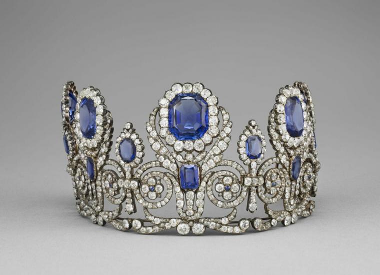 tiara