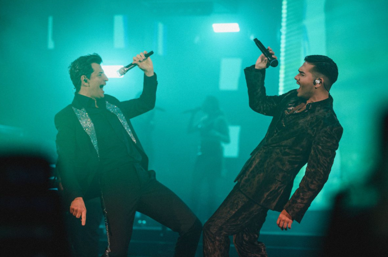 Αθήνα νυχτερινά σχήματα