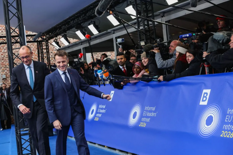 Μερτς - Μακρόν