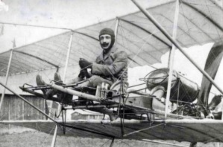 Μιχαήλ Μουτούσης