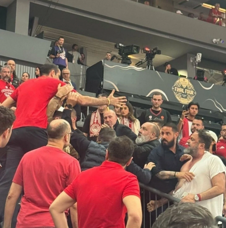 μαρινακης δημητριαδης