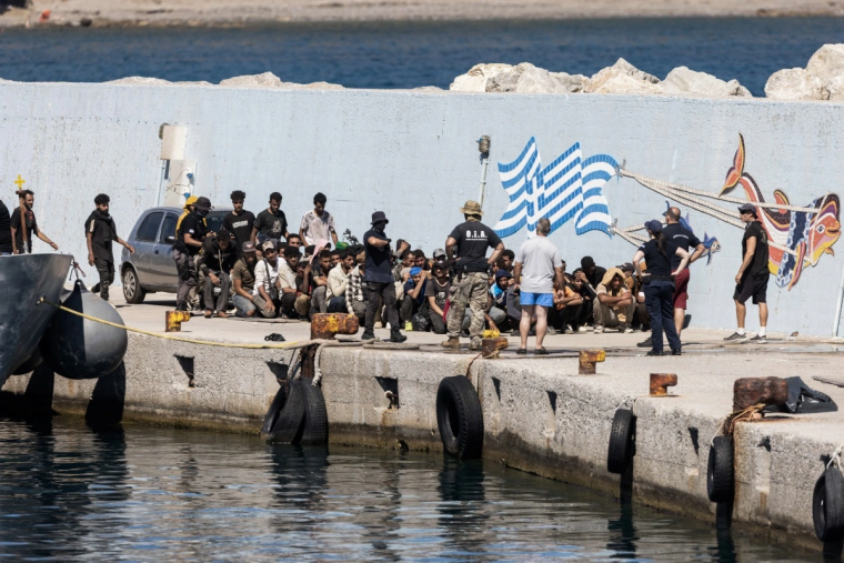 λαθρομεταναστες