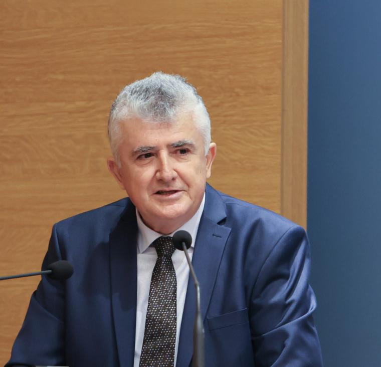 O Ευάγγελος Μπακέλας
