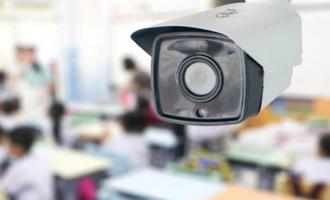 Κάμερα στο σχολείο