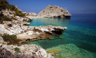 Παραλίας Στέρνας Λουτρακι 1 ώρα από Αθήνα 