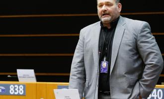 Γιάννης Λαγός