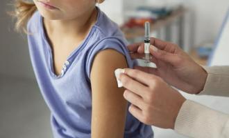 εμβόλιο σε παιδί