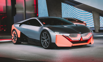 BMW 2024 i8 M