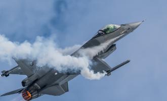 F-16 Fighting Falcon