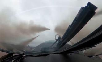 Zvezda - Ka-52 Alligator κατέστρεψαν ουκρανικό διοικητήριο