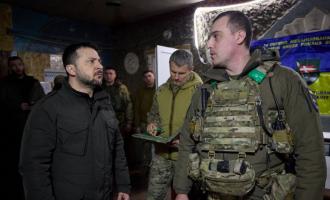 Ζελένσκι σε διοικητήριο του Κουπιάνσκ στις 19 Φεβρουαρίου 2024