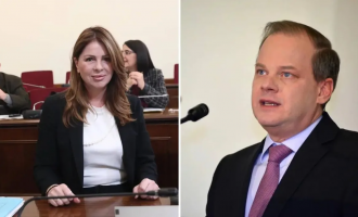 Καραμανλής και Παπακώστα