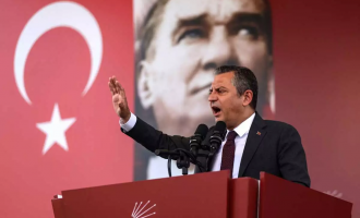 Οζγκιούρ Οζέλ