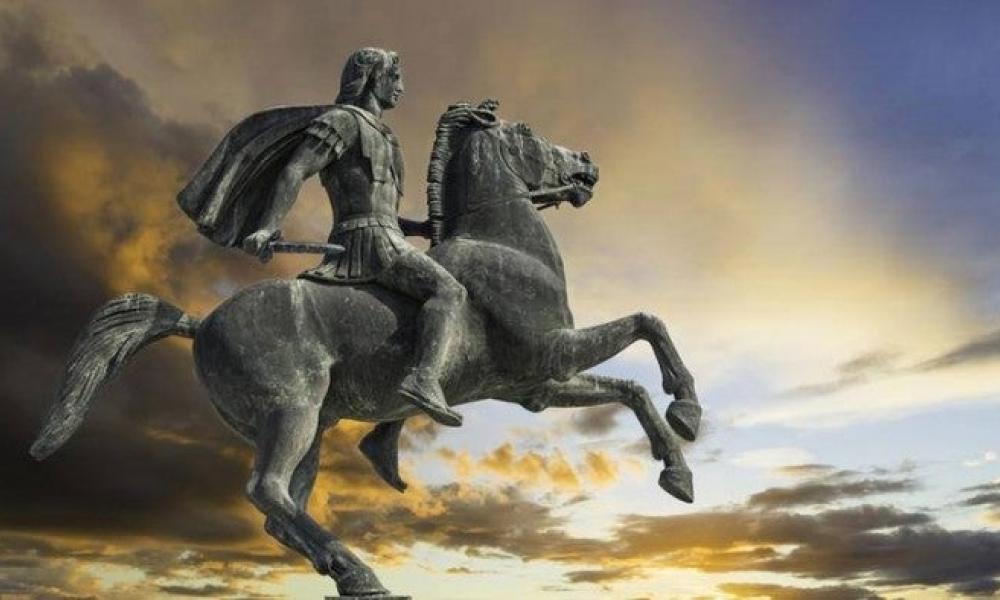 Δεος: Το μεγαλειώδες μνημείο του Μεγάλου Αλέξανδρου στην Βουκεφαλία του  Πακιστάν συγκινεί εκατομμύρια πολίτες της χώρας (εικόνες, βίντεο) |  Pentapostagma