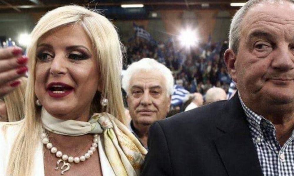 Εγινε viral η φωτό με τον Καραμανλή και την Μαρίνα Πατούλη ...