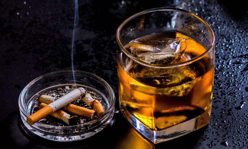 Τσιγάρο και αλκοόλ
