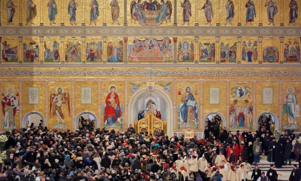 Εκκλησία και Κόσμος: Η Εκκλησία μπορεί να σώσει την Ελλάδα και τον κόσμο Όλο | Pentapostagma