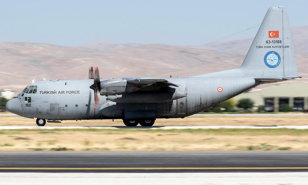 τουρκικό C-130 στη Λιβύη