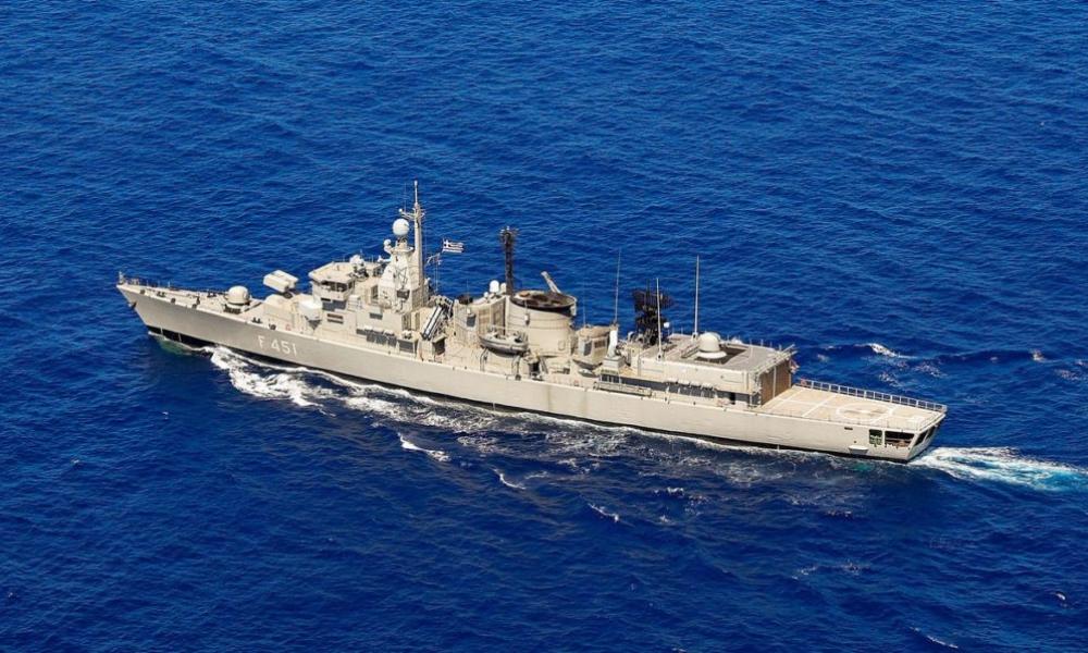 Ζημιές στη νεότερη τουρκική φρεγάτα μετά από επακούμβηση με το "ΛΗΜΝΟΣ"