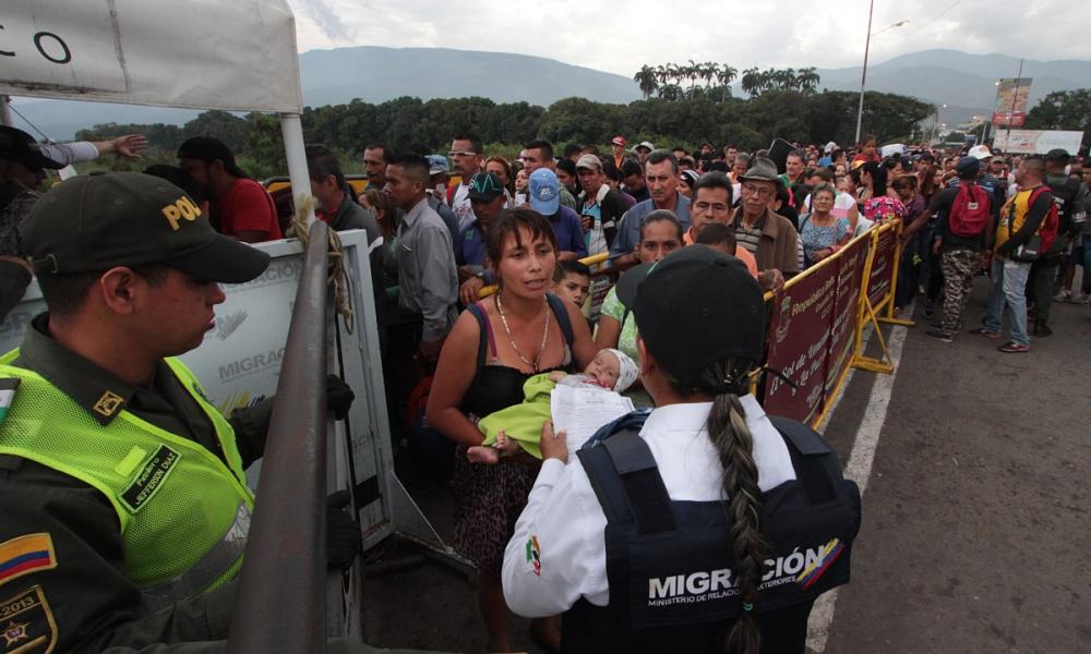 παράτυποι μετανάστες στη Κολομβία