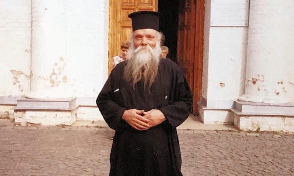 Morfoy Emfanisthke O Agios Gerontas Eymenios Se Diaswlhnwmeno Me Koronoio Binteo Pentapostagma