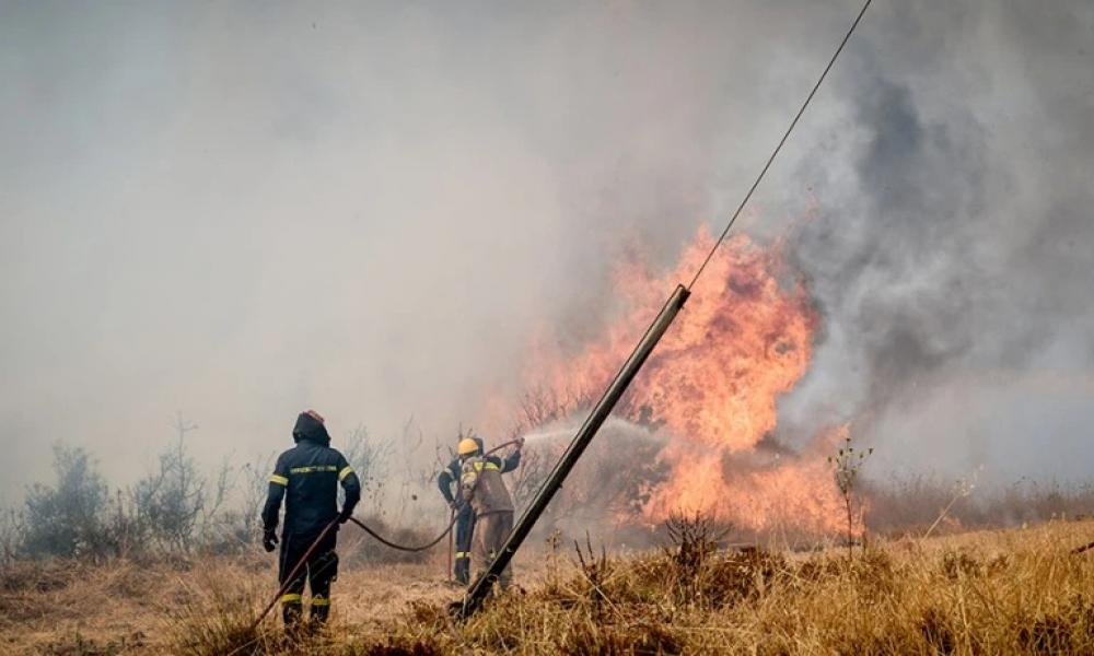 Νέο μέτωπο φωτιάς στην Πάρνηθα - Καλύτερη η εικόνα στην Μαλακάσα |  Pentapostagma