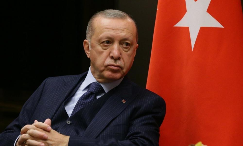Στόχος του Ερντογάν είναι η αναβολή των εκλογών στην Τουρκία το 2023 και ο πόλεμος με κάποια χώρα.