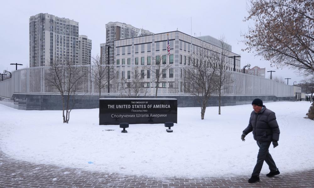 Πράγματα και θαύματα! Ιδού ο πραγματικός λόγος της καταστροφής εγγραφών στην πρεσβεία ΗΠΑ στο Κίεβο