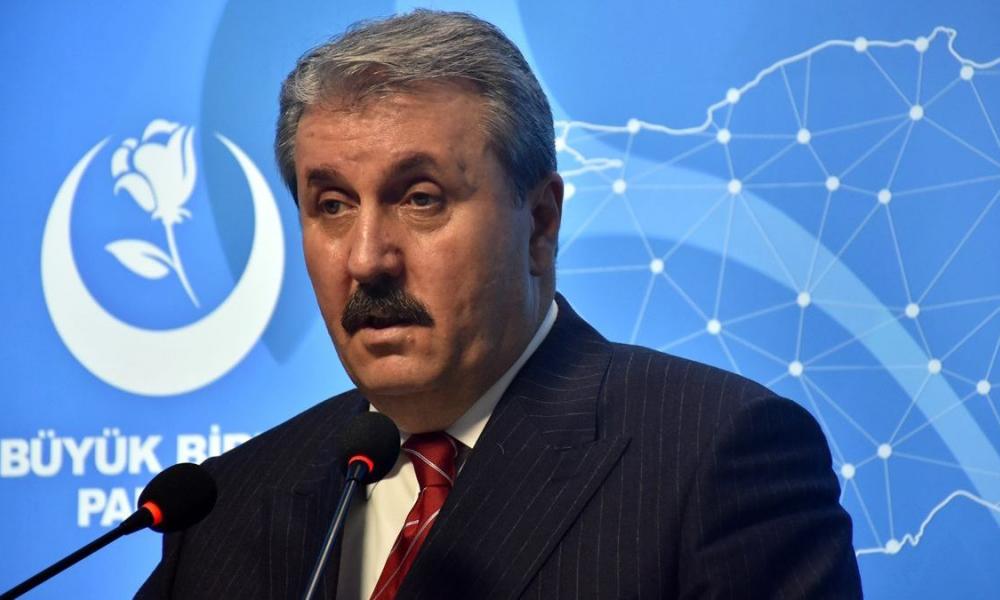 Πρόεδρος τουρκικού κόμματος προειδοποιεί τον Ερντογάν: " Στόχος της Ρωσίας είναι οι επαρχίες μας Καρς και Αρνταχάν"