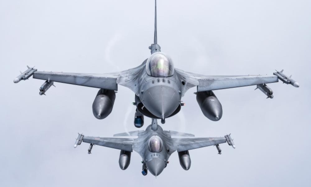 F-16