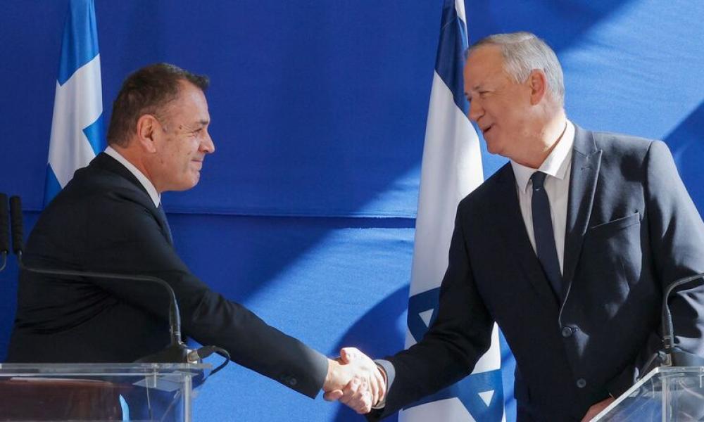 Σκιά ρίχνει στις σχέσεις Ελλάδας-Ισραήλ η πρόσφατη υπογραφή συνεργασίας ΜΙΤ-Μοσάντ. Οι κινήσεις της Αθήνας προς Νετανιάχου.