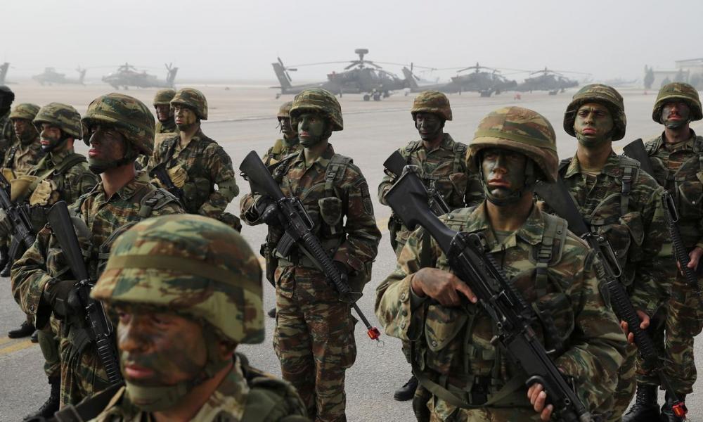 Θα στείλουμε πυρομαχικά των 155 χιλ. στην Ουκρανία; Στη Βουλγαρία ετοιμάζεται πανίσχυρη ομάδα μάχης του ΝΑΤΟ με ελληνική συμμετοχή.