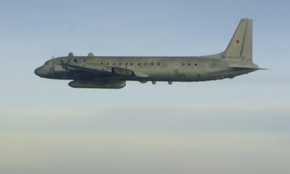 ρωσικό Il-20M που αναχαιτίστηκε από ολλανδικά F-35
