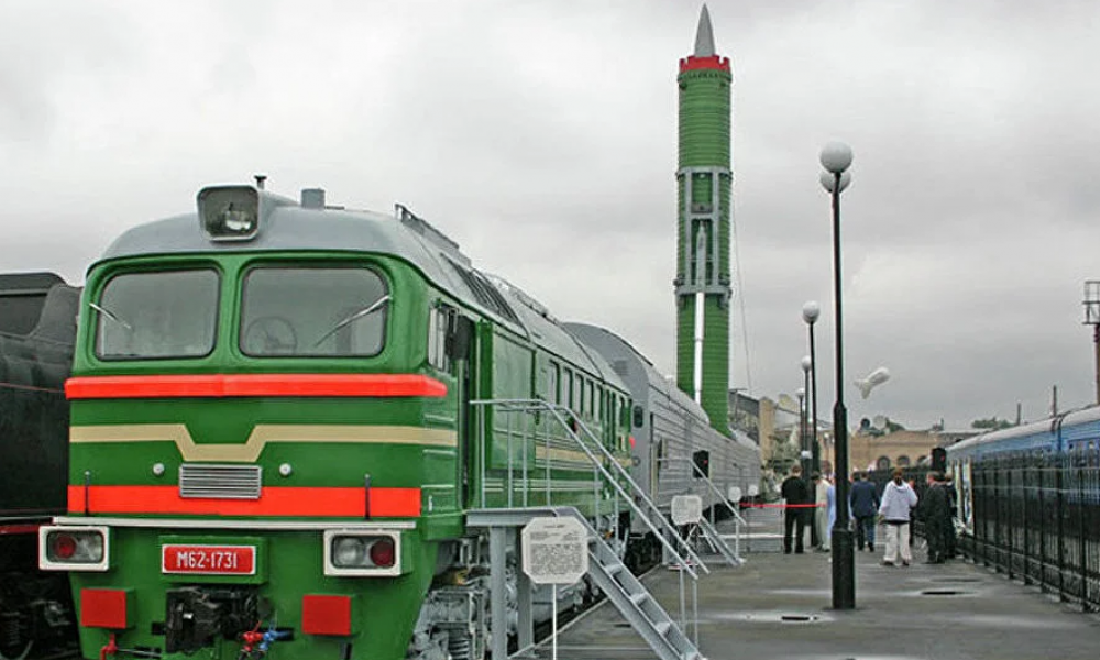 Barguzin BZhRK (RS-27)