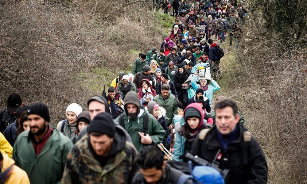 Δημοσίευμα-βόμβα από τους Financial Times: "Η Ελλάδα θα ενσωματώσει 300.000 παράτυπους μετανάστες εν μέσω έλλειψης εργατικού δυναμικού".