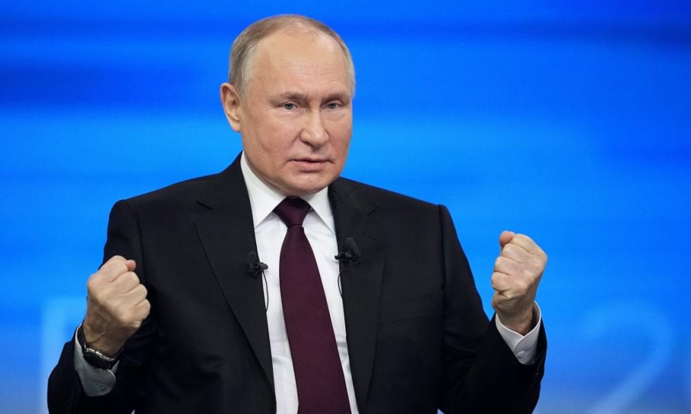 Β. Πούτιν: Η κρατική υπόσταση της Ουκρανίας θα τεθεί σύντομα υπό αμφισβήτηση.