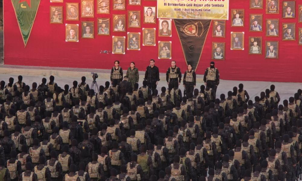 Οργισμένη η Μόσχα βομβάρδισε Τούρκους στο Αφρίν ενώ εκατοντάδες πάνοπλοι Κούρδοι του SDF κινούνται προς το Χαλέπι που αντέχει (Βίντεο).