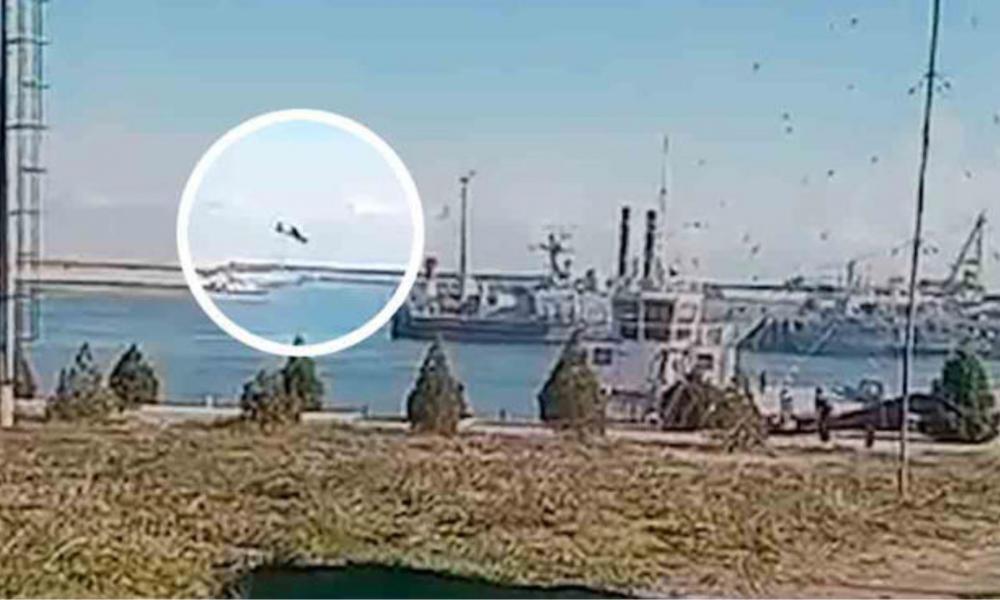 Πρώτη φορά χτυπήθηκε ο Ρωσικός Στολίσκος της Κασπίας-Ουκρανικό αεροσκάφος καμικάζι στόχευσε φρεγάτες (Βίντεο).